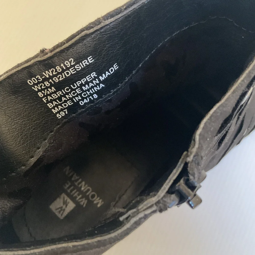 White Mountain Black Studded Ankle Boots Size 8.5 - Picture 6 of 7